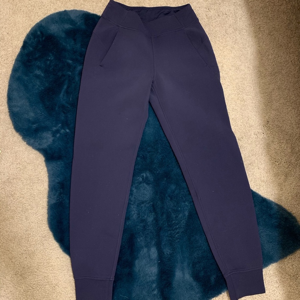lululemon joggers